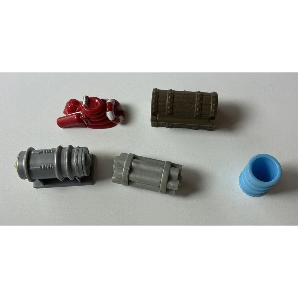 8 Piece Thomas & Friends Take N Play Breakdown Train Car and Others (21K)